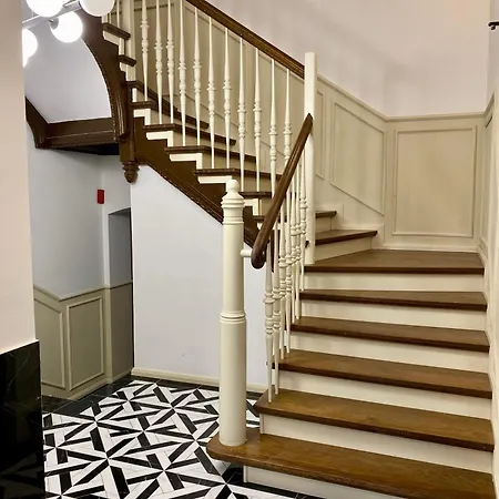 Piekary In The Old Town Of דירה *